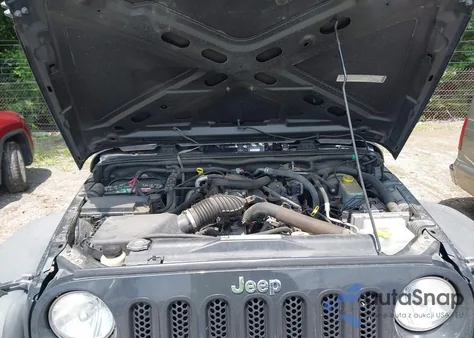 2010 Jeep Wrangler Sport from USA, damaged, VIN 1J4AA2D15AL135596